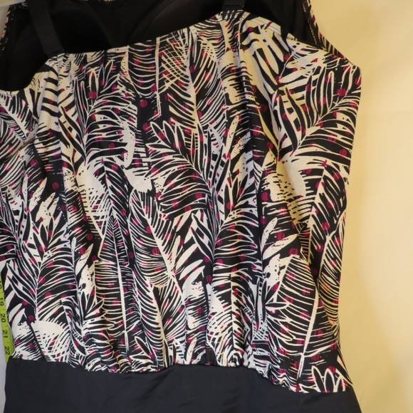 Swimsuits for all swim top only size 20 - Picture 10 of 11